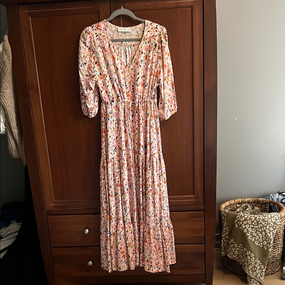 Elegant Floral Maxi Dress in Pink